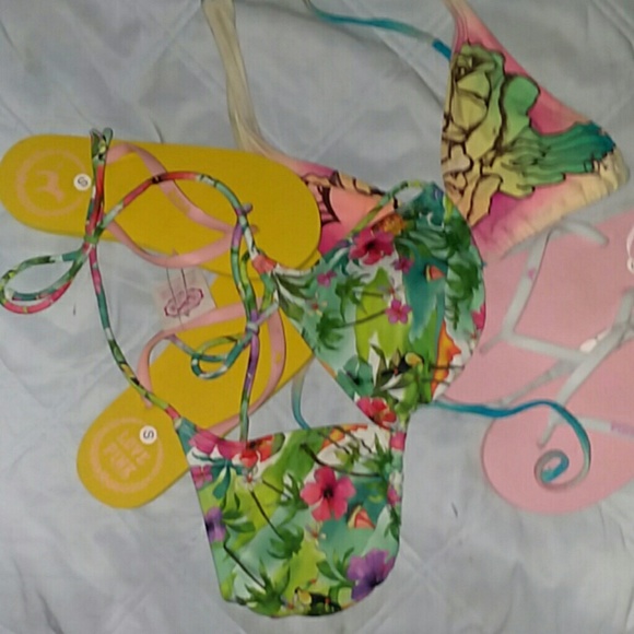 SWIMSUITS BUNDLE - Picture 4 of 4